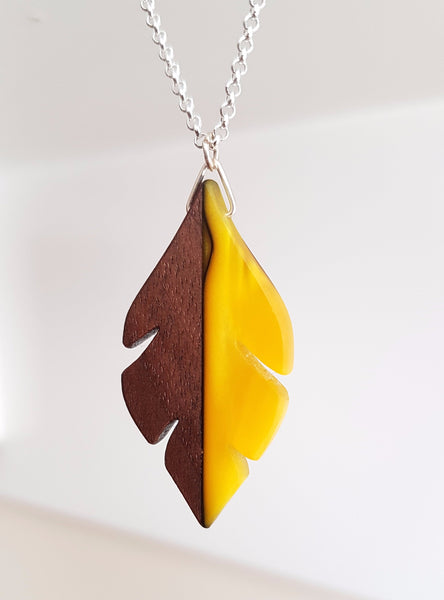 Leaf Pendant - Acrylic (large)