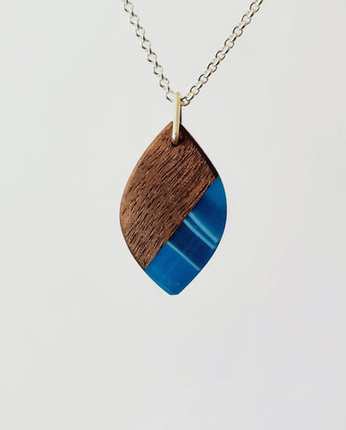 Leaf Pendant - Acrylic (small)
