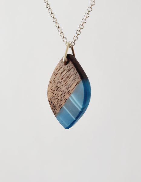 Leaf Pendant - Acrylic (small)